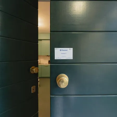 شقة Gohost - Stylish And Charming Flat Between Navigli And Duomo ميلان