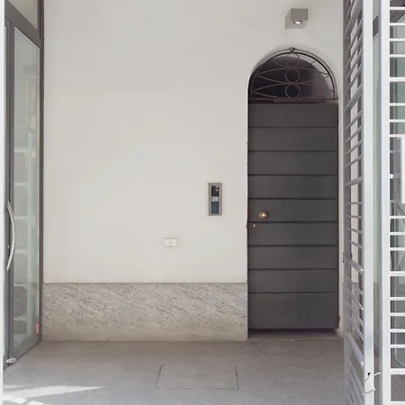 Apartment Gohost - Stylish And Charming Flat Between Navigli And Duomo Milan