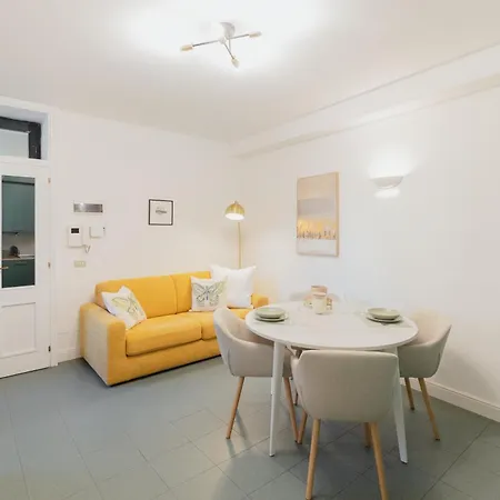 Apartment Gohost - Stylish And Charming Flat Between Navigli And Duomo *